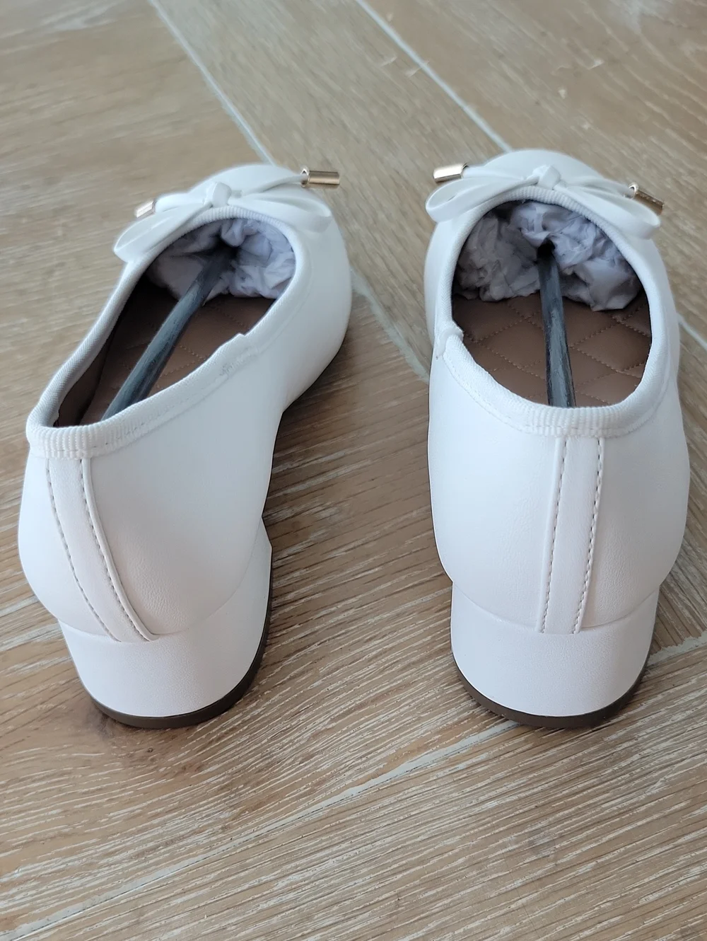 Aerosoles Kids Mia White Shoes Size 11 NIB